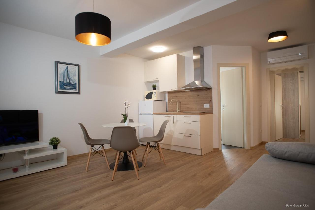 Apartments And Rooms Luan Rovinj Exterior photo