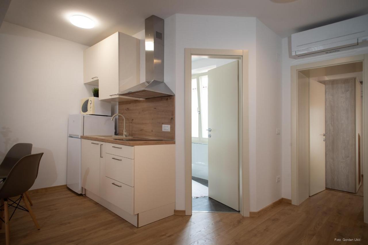 Apartments And Rooms Luan Rovinj Exterior photo