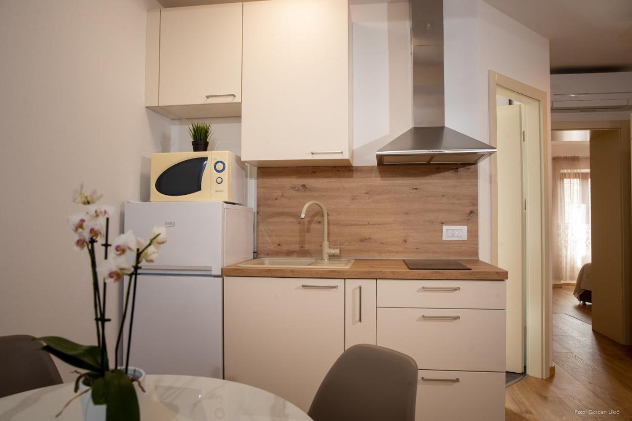 Apartments And Rooms Luan Rovinj Exterior photo